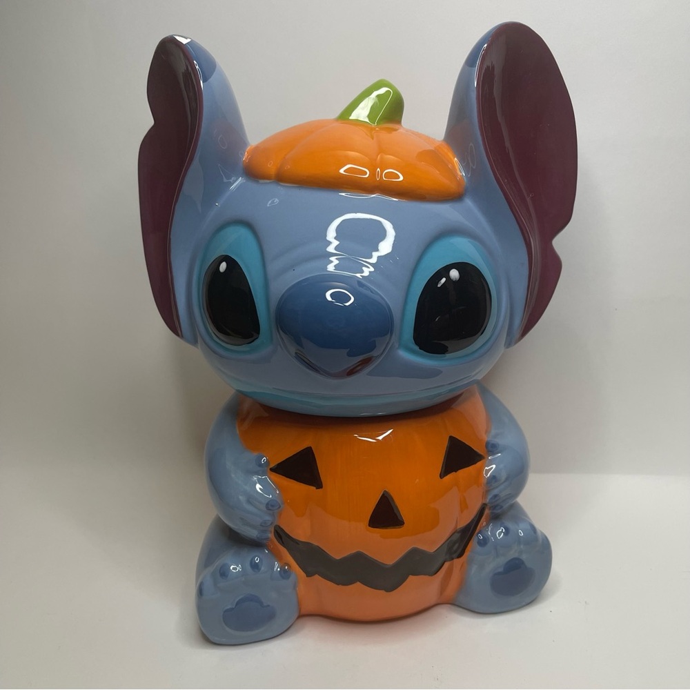 Disney Stitch Halloween Cookie Jar / Minor Ear Chipped
